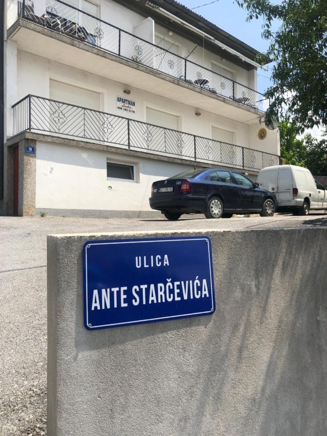 Lorena Senj  Bagian luar foto